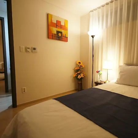 The New Joy House Gongdeok 아파트
